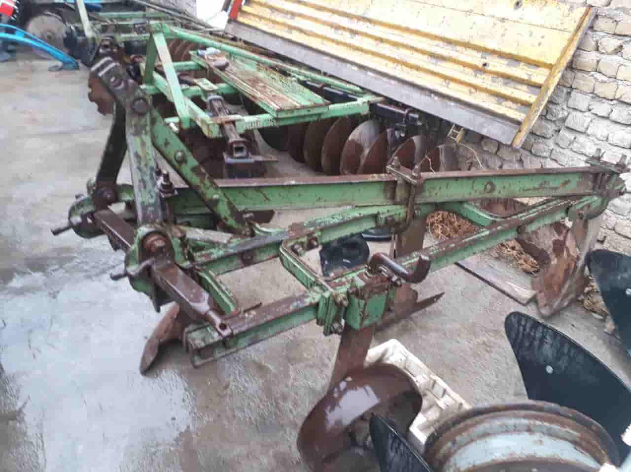 تصویر 2 از گاوآهن تراکتور رومانی سازه مهندسی با کشش پیوسته